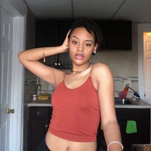 Meet your Posher, Kay